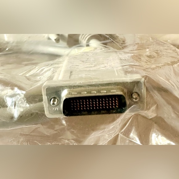 Comtrol Rocketport Express 16 Port Part Number 5002496 Multiport Serial Cards - Picture 6 of 13